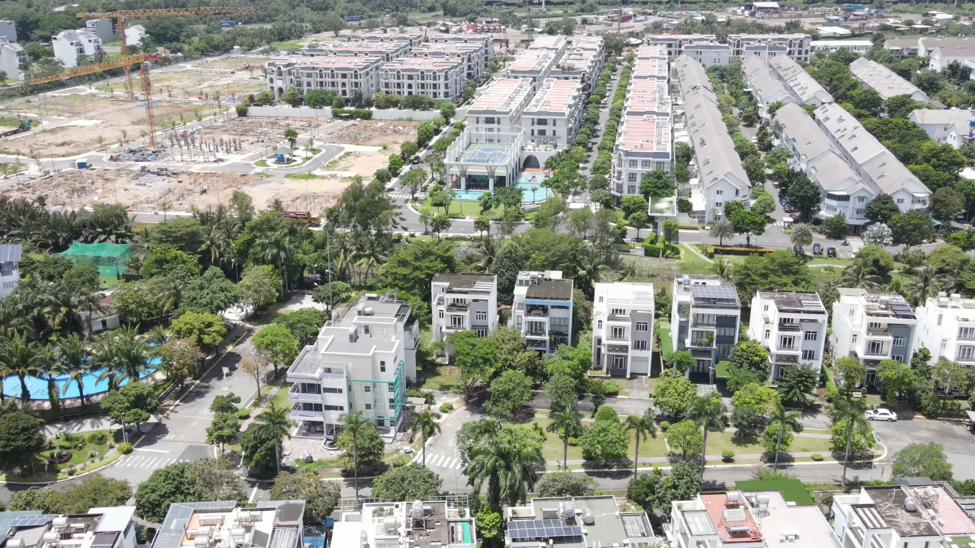 Cổng an ninh kiểm soát compound 24/7 tại khu biệt thự Villa Park Quận 9