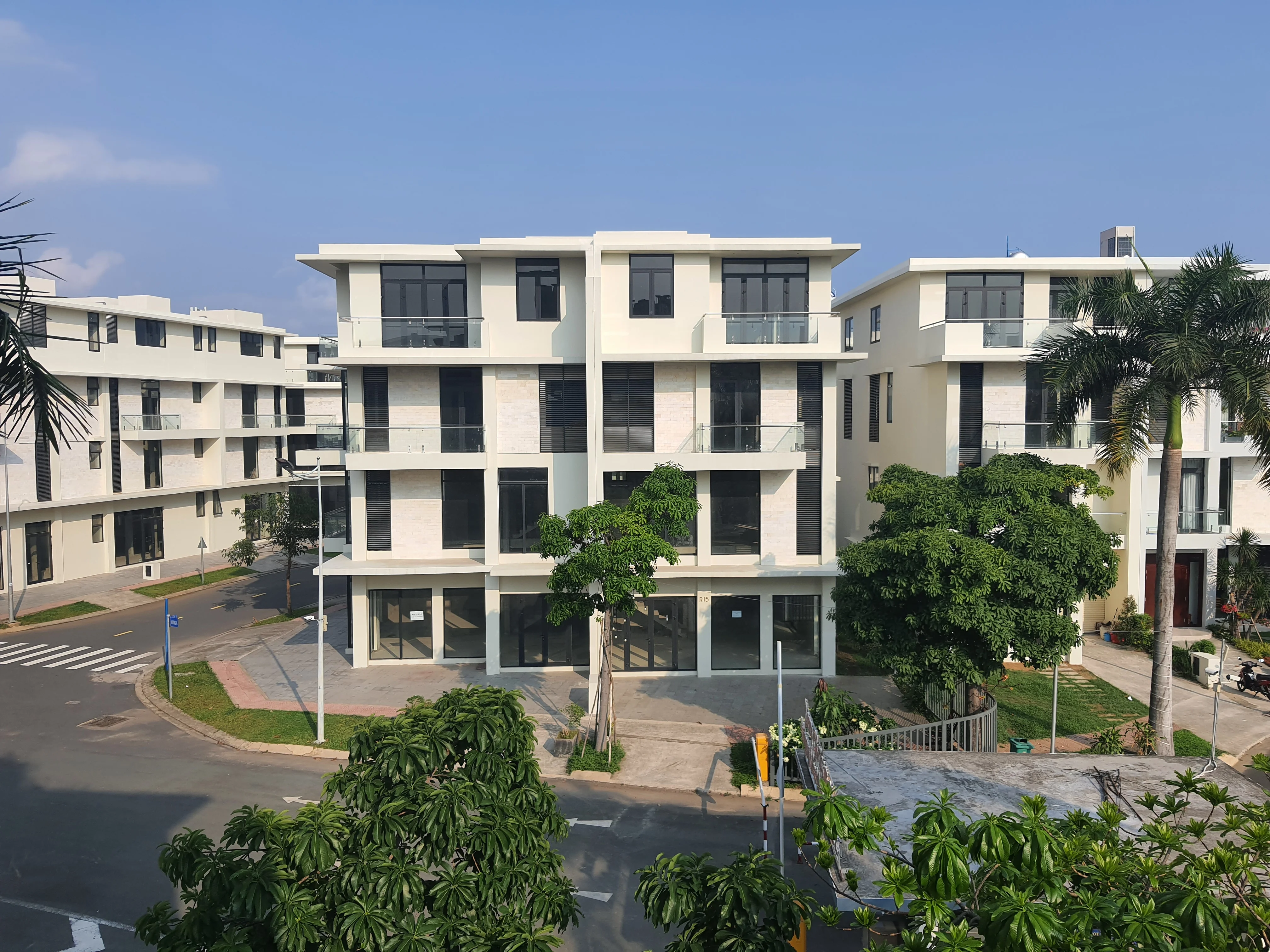 Biệt Thự Song Lập 10x20 - Nhà Thô