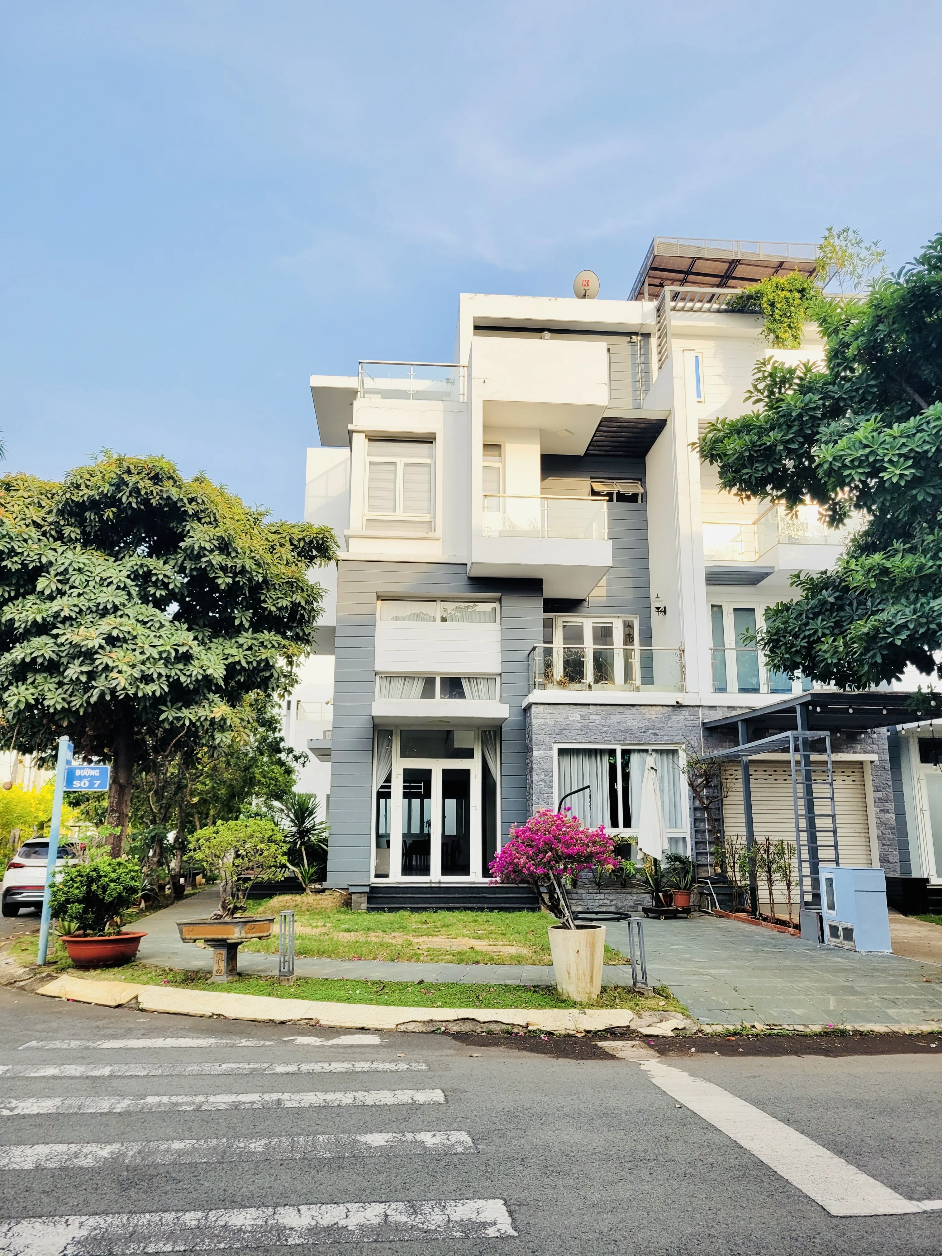 Biệt Thự Đơn Lập View Công Viên 14x23 - 3